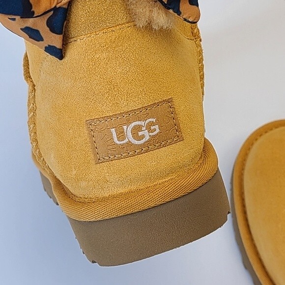 NIB UGG Bailey Bow Retro Spots Boots Sweet Potato Womens 7 - Picture 11 of 15